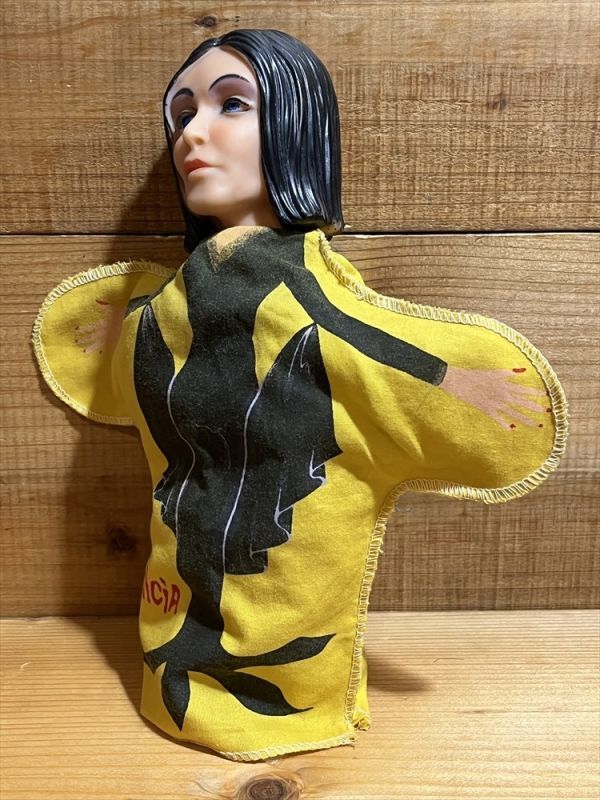 画像: MORTICIA HAND PUPPET