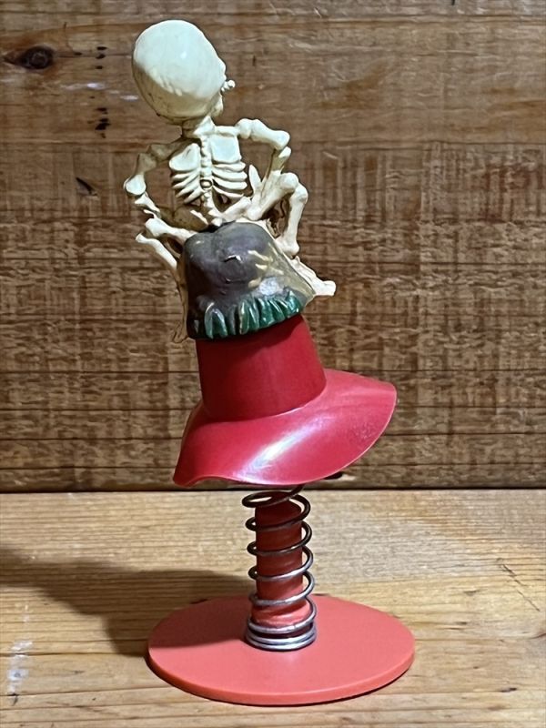 画像: SKULL JUMPING TOY【A】