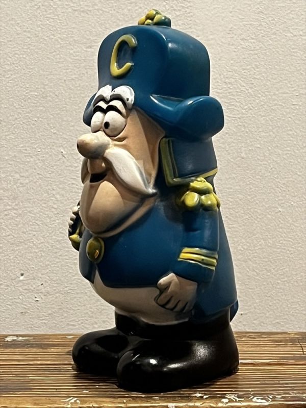 画像: CAP'N CRUNCH COIN BANK