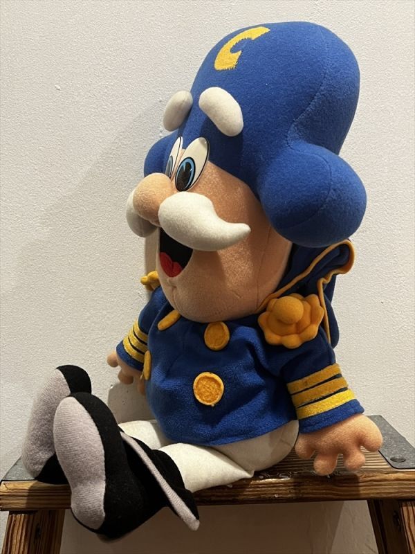 画像: CAP'N CRUNCH PLUSH【C】