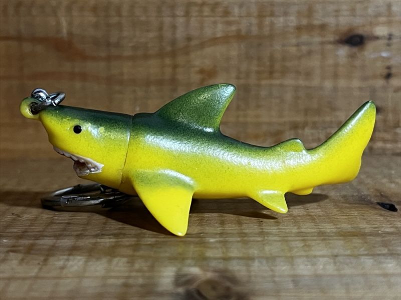 画像: 日本製 サメ ミニソフビ キーホルダー【B1】 