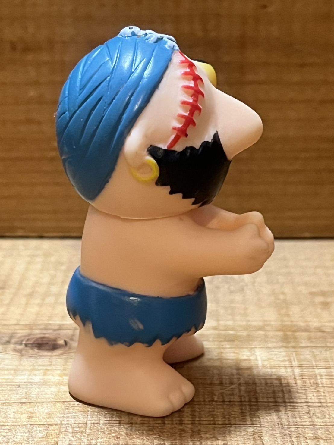 画像: Cling Creatures