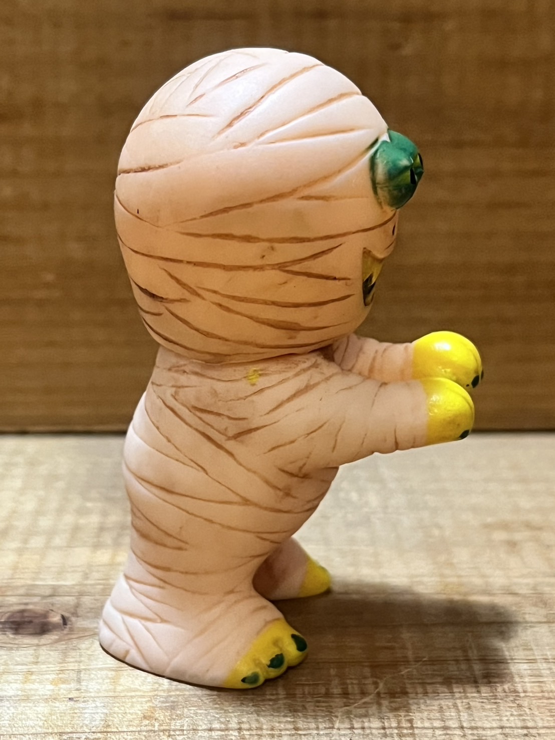 画像: Cling Creatures