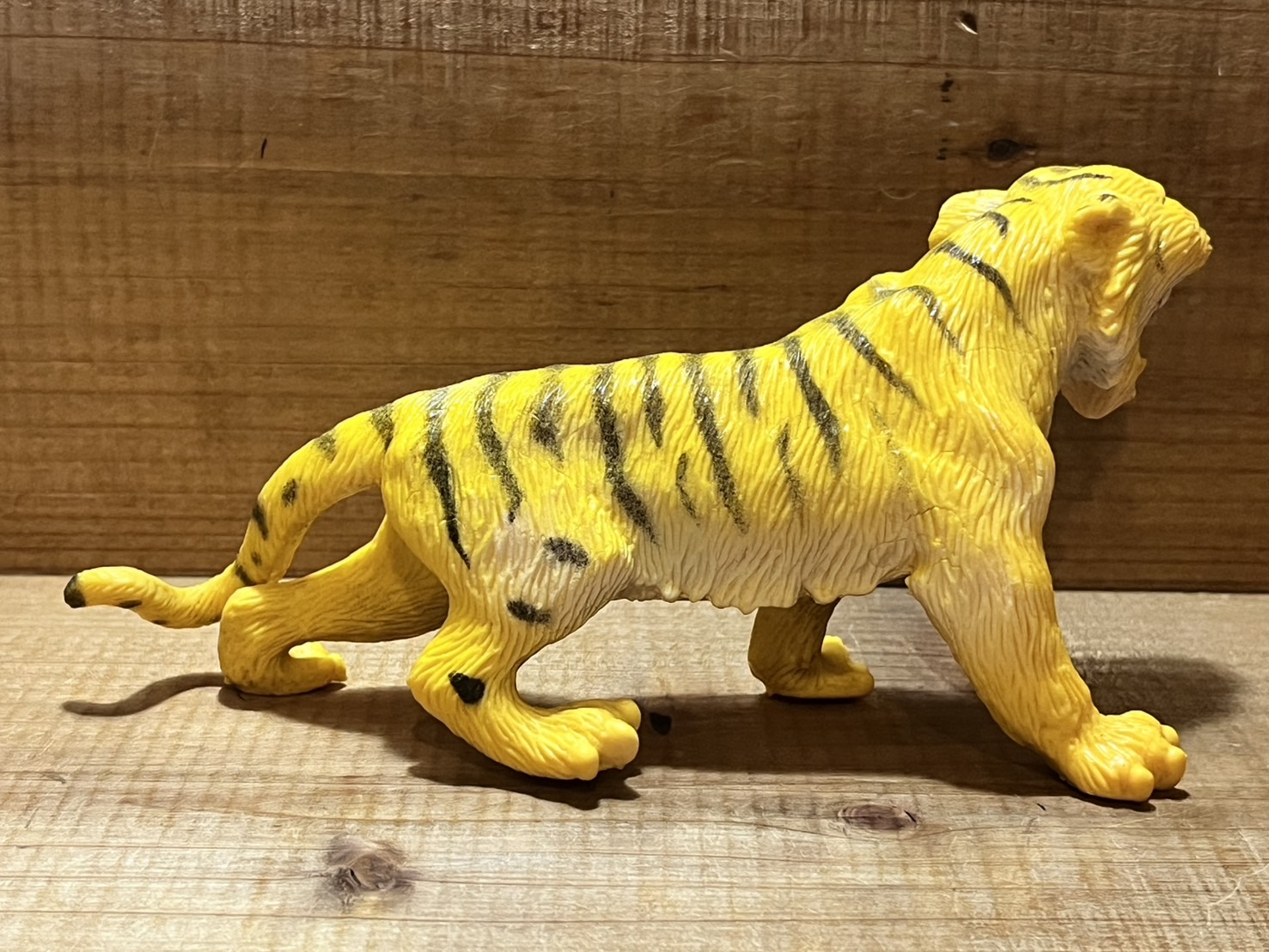 画像: ラバー製 トラ人形【D】