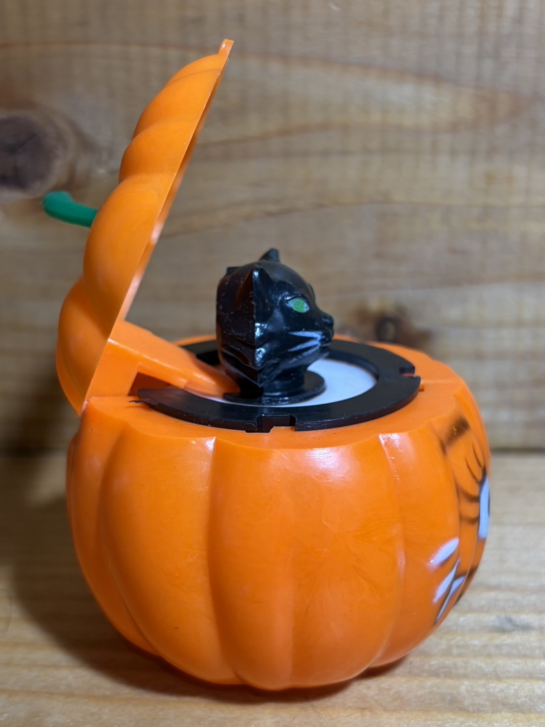 画像: Pumpkin ビックリ箱【黒猫】